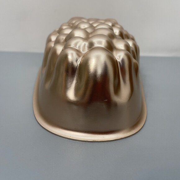 Vintage Mirro Grape Bunch Mold Cake Pan Copper Tone Aluminum Made in USA - Picture 3 of 11